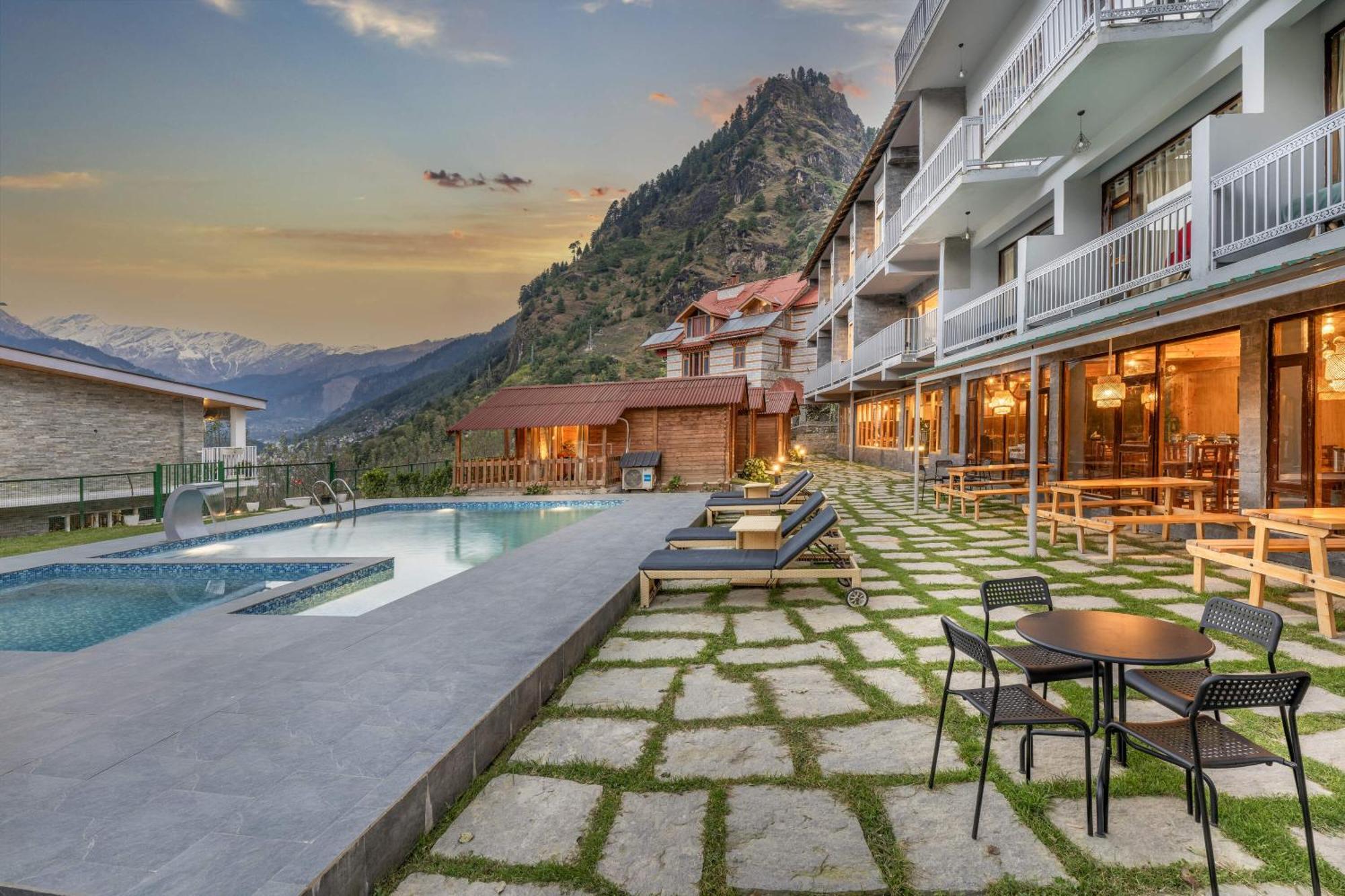 Echor Himalayan Heights Manali Manāli Exterior foto