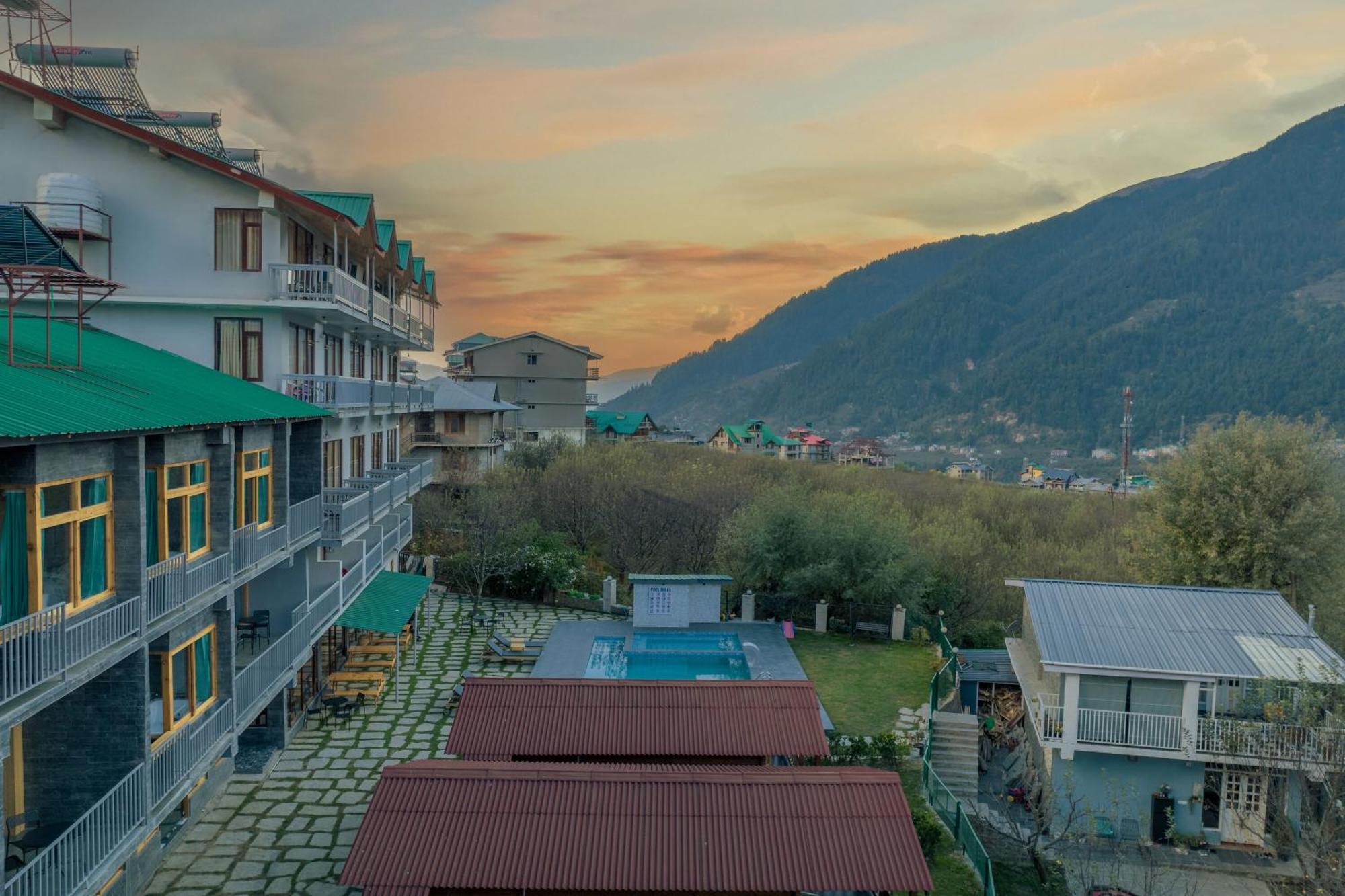 Echor Himalayan Heights Manali Manāli Exterior foto