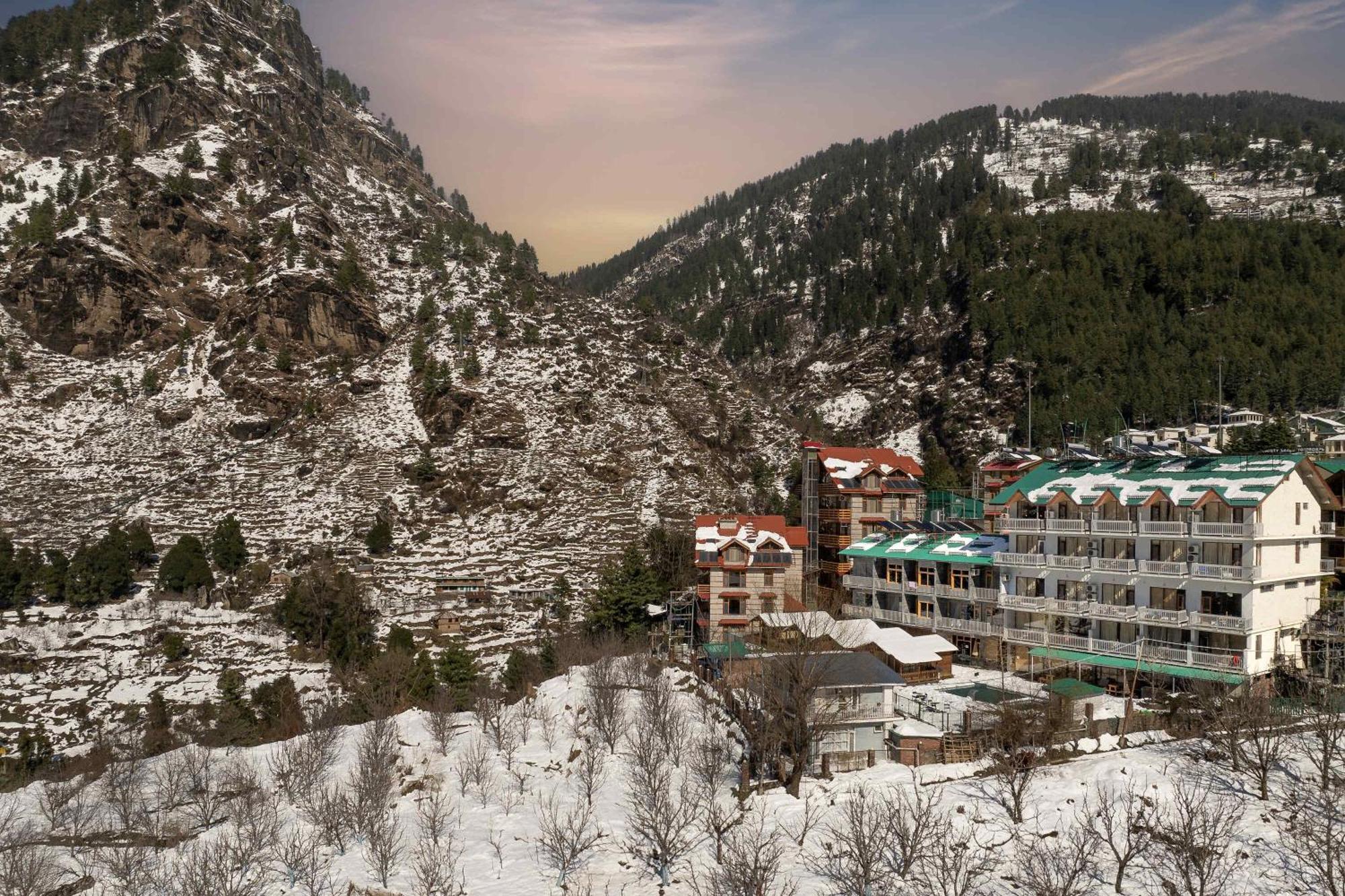 Echor Himalayan Heights Manali Manāli Exterior foto
